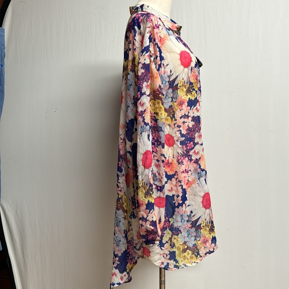 Simply Couture  Floral Tunic‎ - Picture 7 of 11